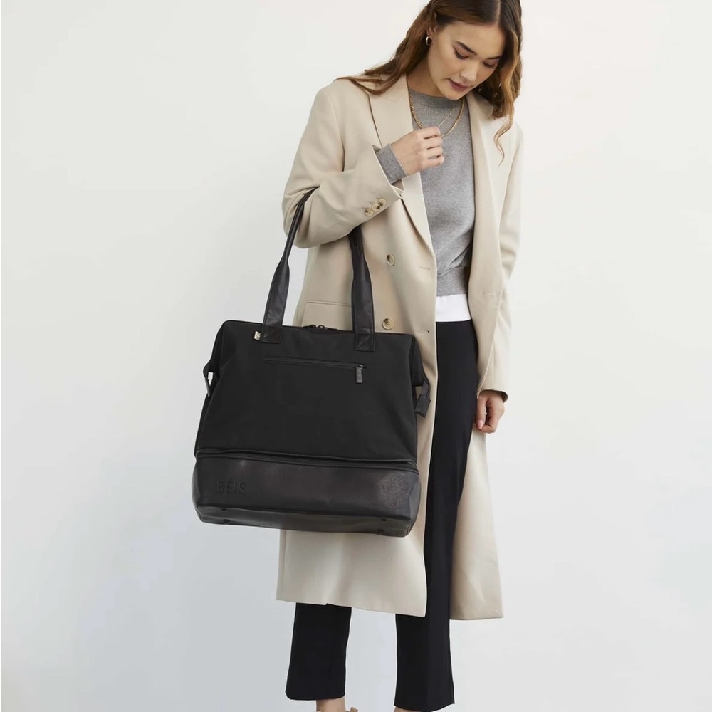 Beis Mini Weekender